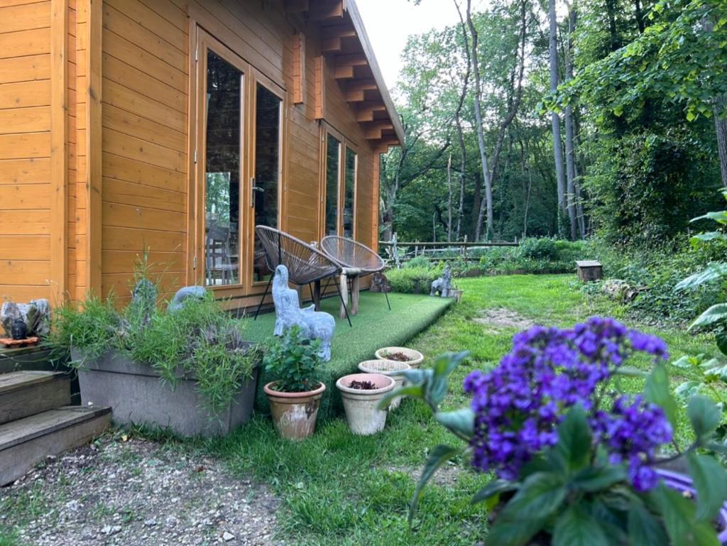Gites Du Bois Des Perruches Saint-Vincent-des-Bois 외부 사진