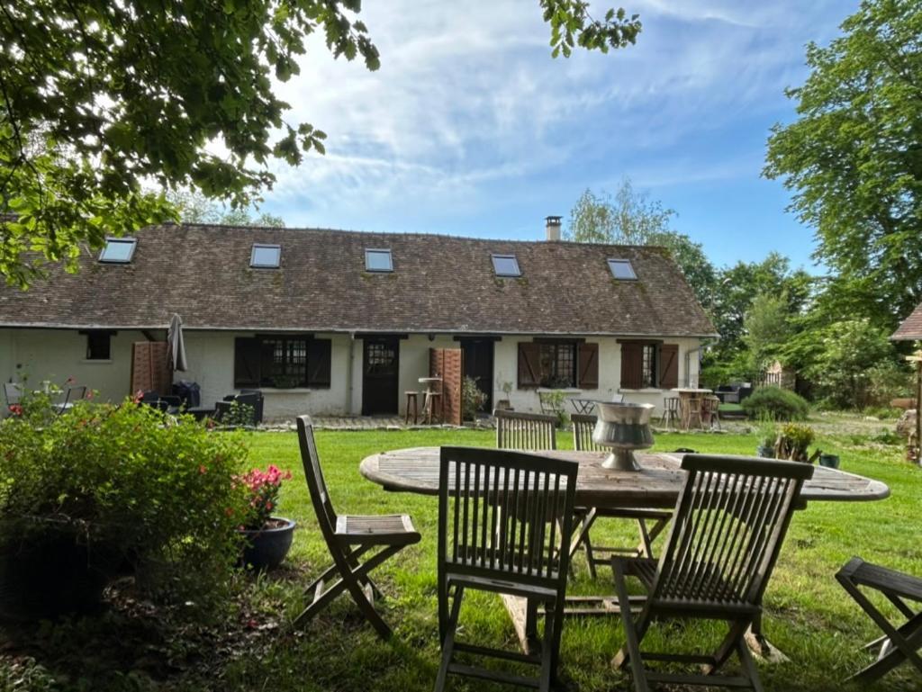 Gites Du Bois Des Perruches Saint-Vincent-des-Bois 외부 사진